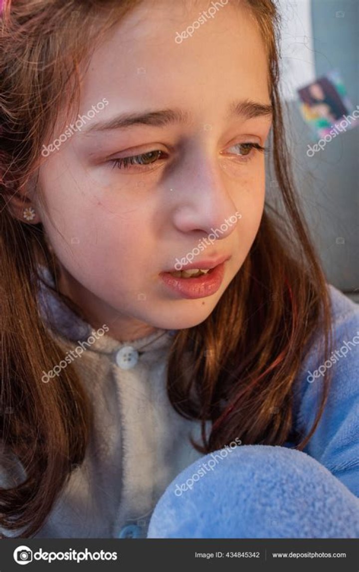 Actor - Crying Little Girl