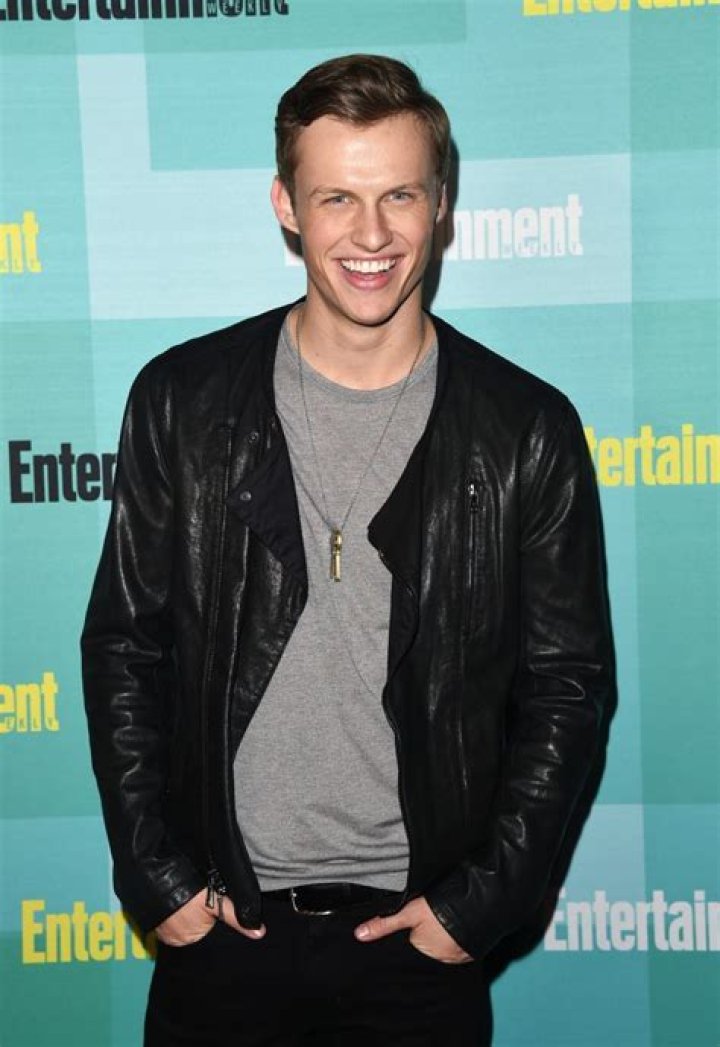 Connor Weil Net Worth