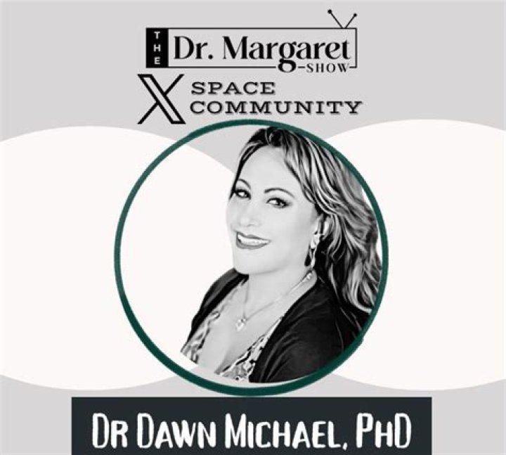 Dawn and husband Michael share a daughter named Oona.