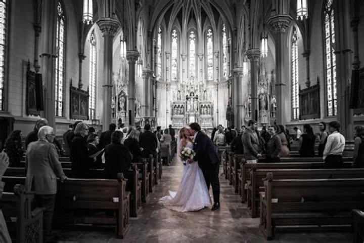 Dawn and Michael got married in 1993.