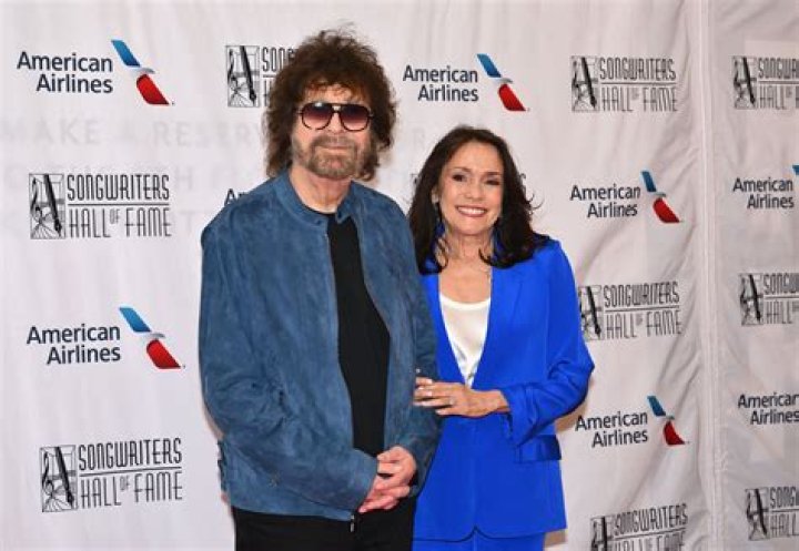 Jeff Lynne and Camelia Kath