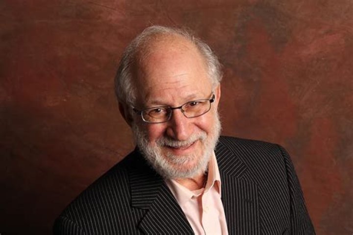 Leslie Shenkel Net Worth