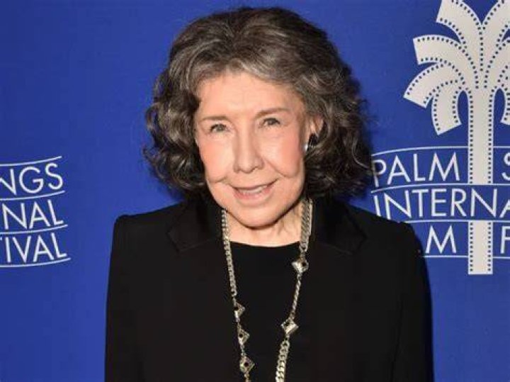 Lily Tomlin Net Worth