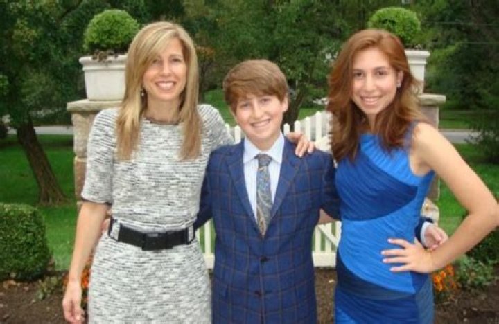 Lori Wachs with her children daughter Erica Wachs and daughter Eli Wachs