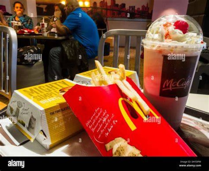 McDonald's Philippines Coca Cola Color Changing Cups