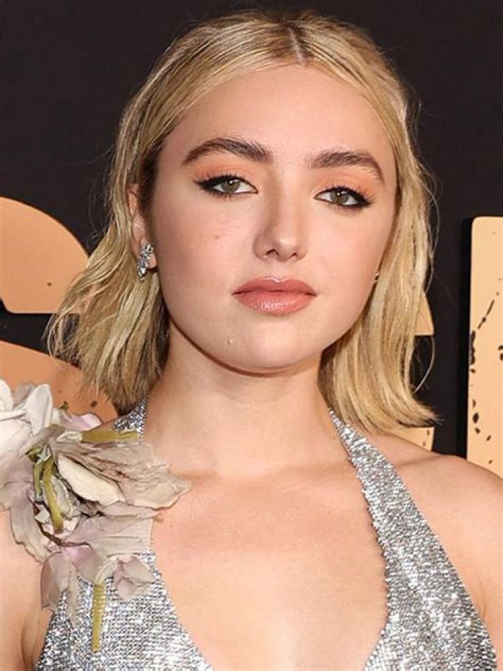 Peyton List&rsquo;s Bio, Height, Weight, Body Measurements, Net Worth & More