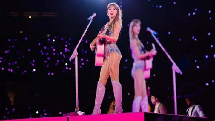 Taylor Swift on the stage Taylor Swift on the stage