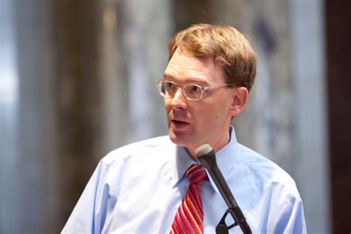 Tom Nelson