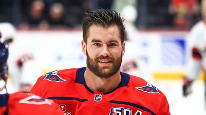 Tom Wilson / 'Scott Heyward'