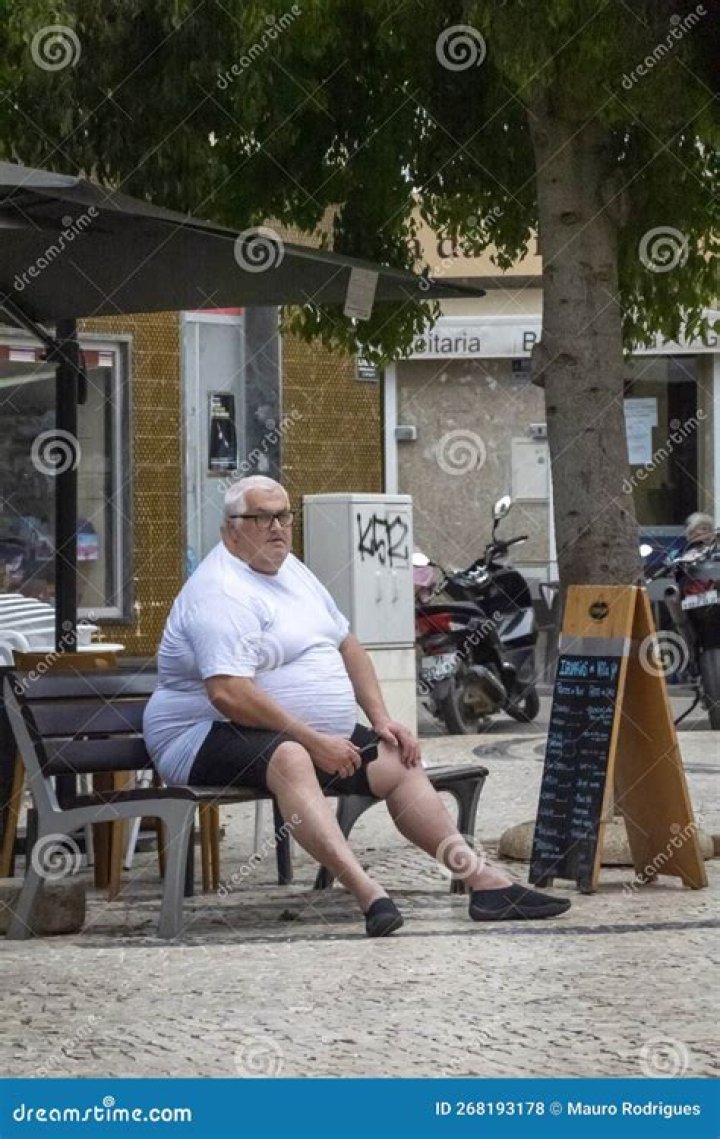 Very Large Man